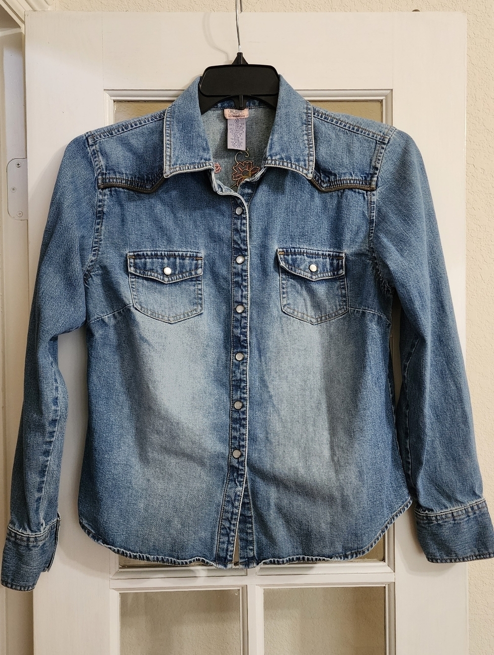 Cambridge Dry Goods Vintage Denim Shirt Floral Embroidered Western Snap Size 10